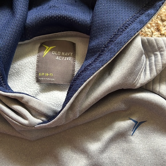 Old Navy Sweatshirt - Picture 2 of 4